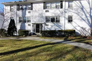 39 Avon Cir, Rye Brook, NY 10573 - Photo 3