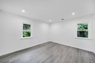 7 Weinmann Blvd, Melville, NY 11747 - Photo 7