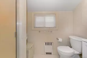 433 Westminster Rd, Rockville Centre, NY 11570 - Photo 13