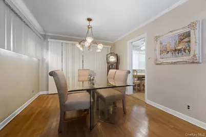 433 Westminster Road, Rockville Centre, NY 11570 - Photo 5