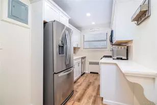 81-41 268th St, New Hyde Park, NY 11004 - Photo 7