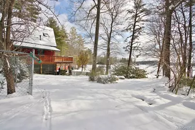 415 N Shore Drive, Wurtsboro, NY 12790 - Photo 29
