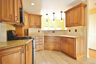 415 N Shore Dr, Wurtsboro, NY 12790 - Photo 7