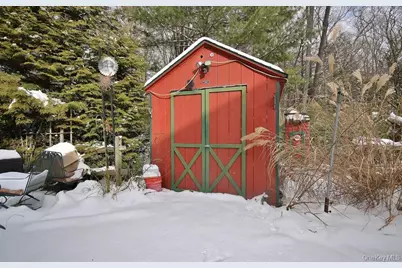 415 N Shore Drive, Wurtsboro, NY 12790 - Photo 43