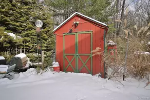 415 N Shore Dr, Wurtsboro, NY 12790 - Photo 43