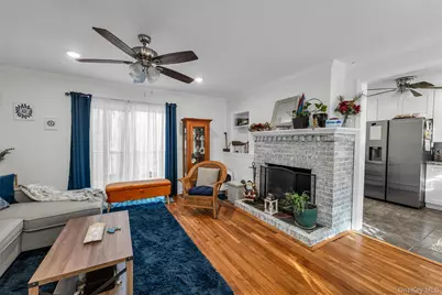164 Donegan Avenue, Patchogue, NY 11772 - Photo 21