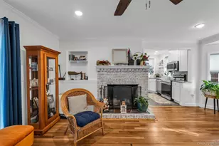 164 Donegan Ave, Patchogue, NY 11772 - Photo 9