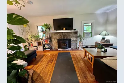 2293 Route 9G, Staatsburg, NY 12580 - Photo 1