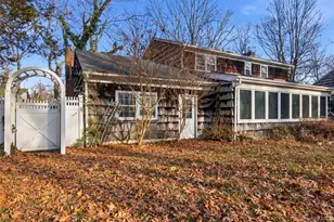 105 Rustic Rd, Port Jefferson, NY 11777 - Photo 25