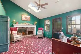 105 Rustic Rd, Port Jefferson, NY 11777 - Photo 15