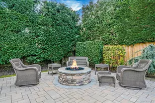 3 Walnut Pl, Massapequa, NY 11758 - Photo 33