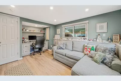 3 Walnut Place, Massapequa, NY 11758 - Photo 25