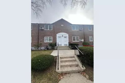 253-04 60th Ave #Upper, Little Neck, NY 11362 - Photo 1