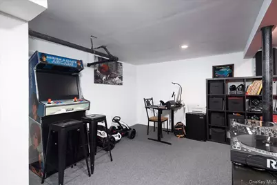 1746 Rockville Drive, Baldwin, NY 11510 - Photo 19