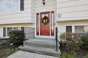 229 Betsy Ross Dr, Orangeburg, NY 10962 - Photo 5