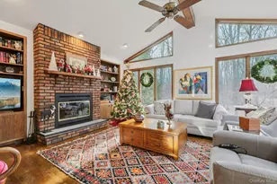 229 Betsy Ross Dr, Orangeburg, NY 10962 - Photo 21