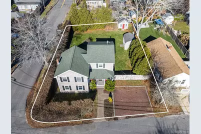 735 Aka 718 Wiggins Wiggins Street, Greenport, NY 11944 - Photo 27