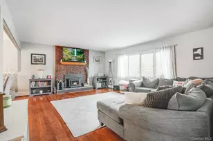 7 Russ Pl, Wappingers Falls, NY 12590 - Photo 5