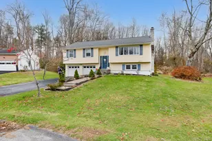 7 Russ Pl, Wappingers Falls, NY 12590 - Photo 3