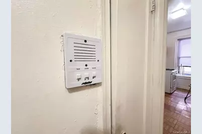 225 Bennett Avenue #2R, New York, NY 10040 - Photo 21