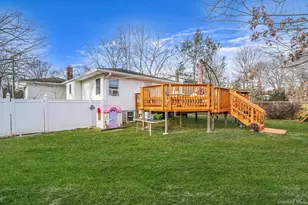 275 N Titmus Dr, Mastic, NY 11950 - Photo 33