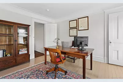 134 Old Mamaroneck Road, White Plains, NY 10605 - Photo 15