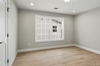 3380 Woodward Avenue, Wantagh, NY 11793 - Photo 29