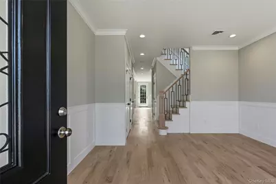 3380 Woodward Avenue, Wantagh, NY 11793 - Photo 7