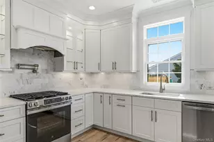 3380 Woodward Ave, Wantagh, NY 11793 - Photo 21