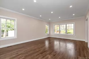 34 Calumet Dr, Dix Hills, NY 11746 - Photo 7