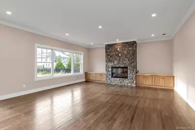 34 Calumet Drive, Dix Hills, NY 11746 - Photo 13