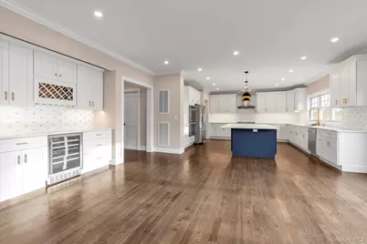 34 Calumet Drive, Dix Hills, NY 11746 - Photo 15