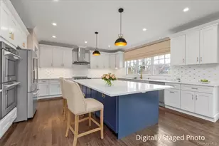 34 Calumet Dr, Dix Hills, NY 11746 - Photo 17