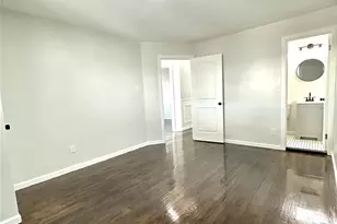 254-16 Craft Ave, Rosedale, NY 11422 - Photo 7