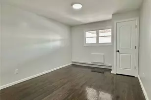 254-16 Craft Ave, Rosedale, NY 11422 - Photo 9