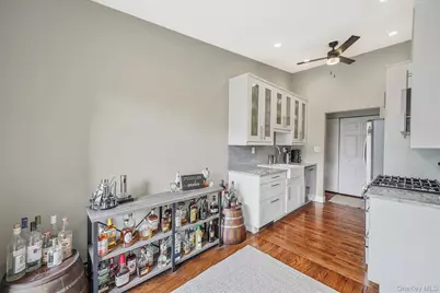 22 Ivy Street #6B, Farmingdale, NY 11735 - Photo 13