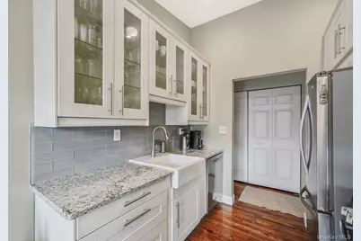 22 Ivy Street #6B, Farmingdale, NY 11735 - Photo 15