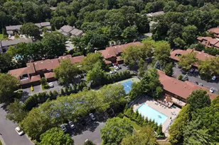 93 Estate Dr, Jericho, NY 11753 - Photo 35