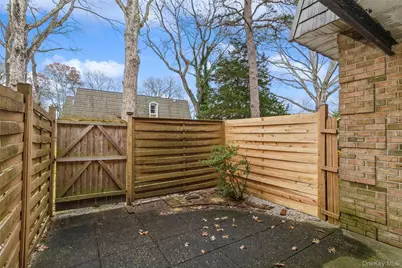 655 Middle Country Road #4D1, Coram, NY 11727 - Photo 25