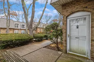 655 Middle Country Rd, Coram, NY 11727 - Photo 5