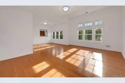 400 Main Street #5, Armonk, NY 10504 - Photo 3