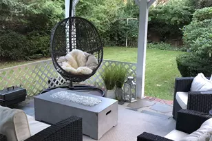 31 Jacobson Ave, Huntington, NY 11743 - Photo 29