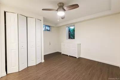 31 Jacobson Avenue, Huntington, NY 11743 - Photo 23