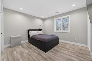 14 Woodland Dr, Old Bethpage, NY 11804 - Photo 15