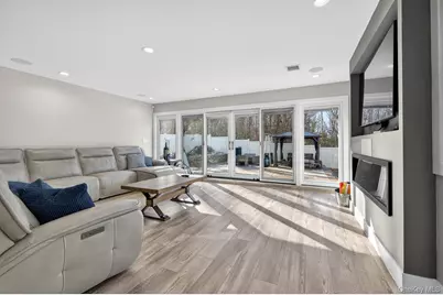 14 Woodland Drive, Old Bethpage, NY 11804 - Photo 11