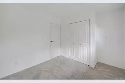 10 Elayne Court, Smithtown, NY 11787 - Photo 19