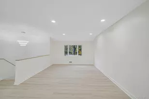 10 Elayne Ct, Smithtown, NY 11787 - Photo 7