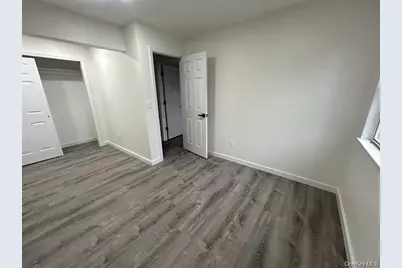 5 Norfolk Court, Coram, NY 11727 - Photo 17