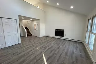 5 Norfolk Ct, Coram, NY 11727 - Photo 9