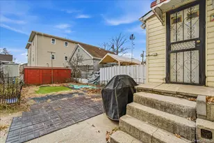 145-34 130th Ave, Jamaica, NY 11436 - Photo 15